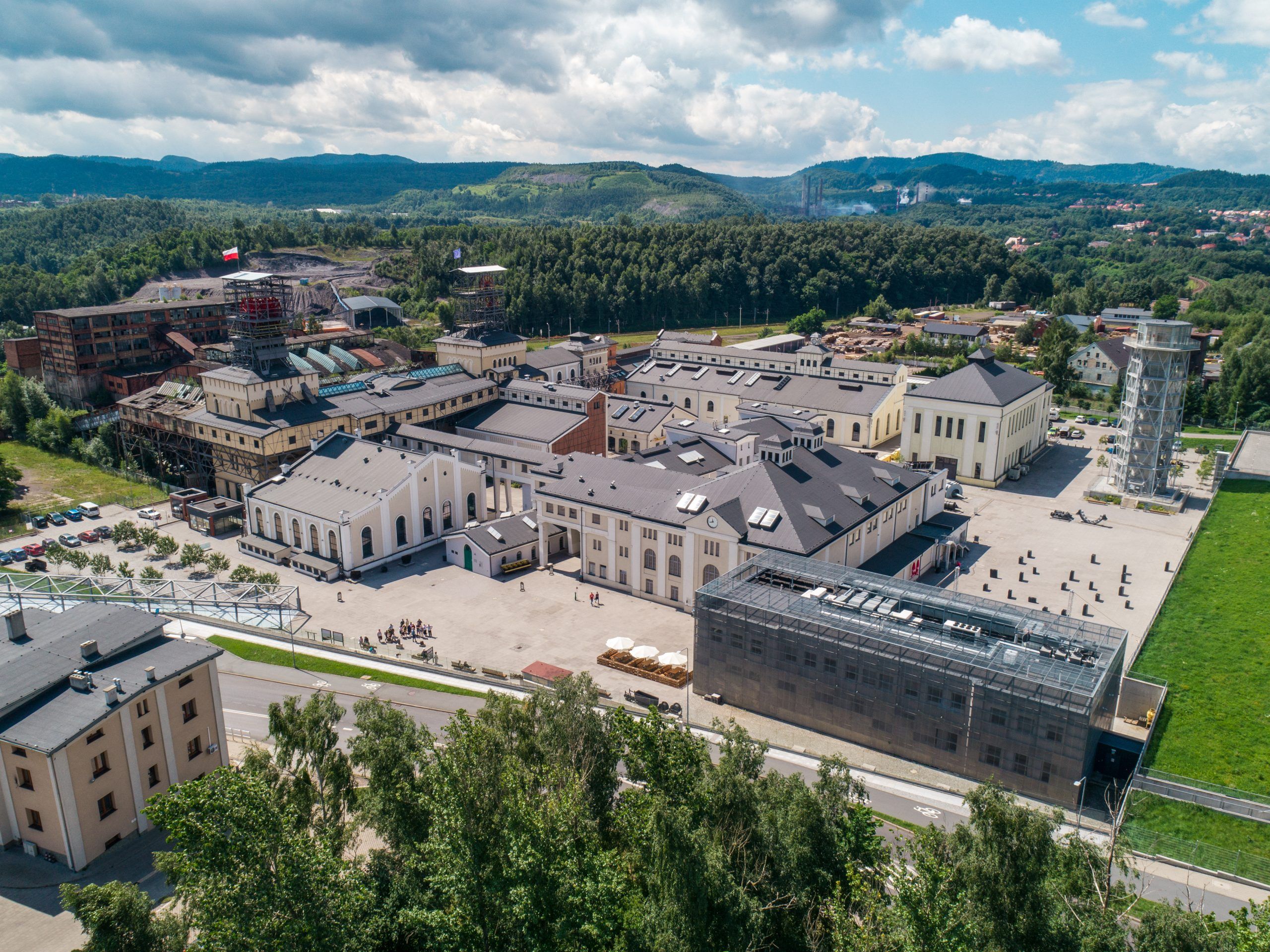 Zabudowania Starej Kopalni węgla Julia, Fuchs, Biały Kamień, Thorez w Wałbrzychu