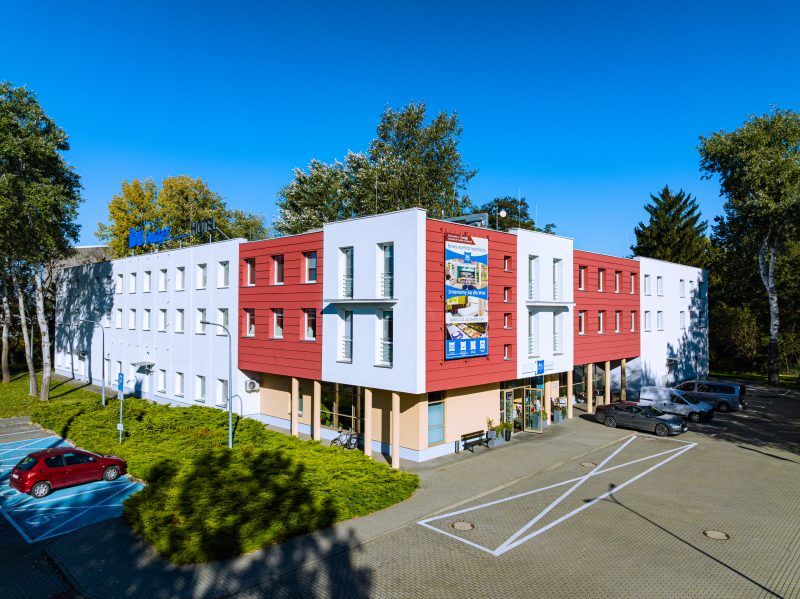 Budynek hotelu Ibis Wrocław Stadion