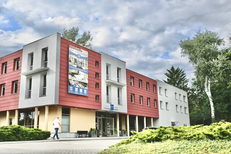Budynek hotelu Ibis Budget Wrocław Stadion