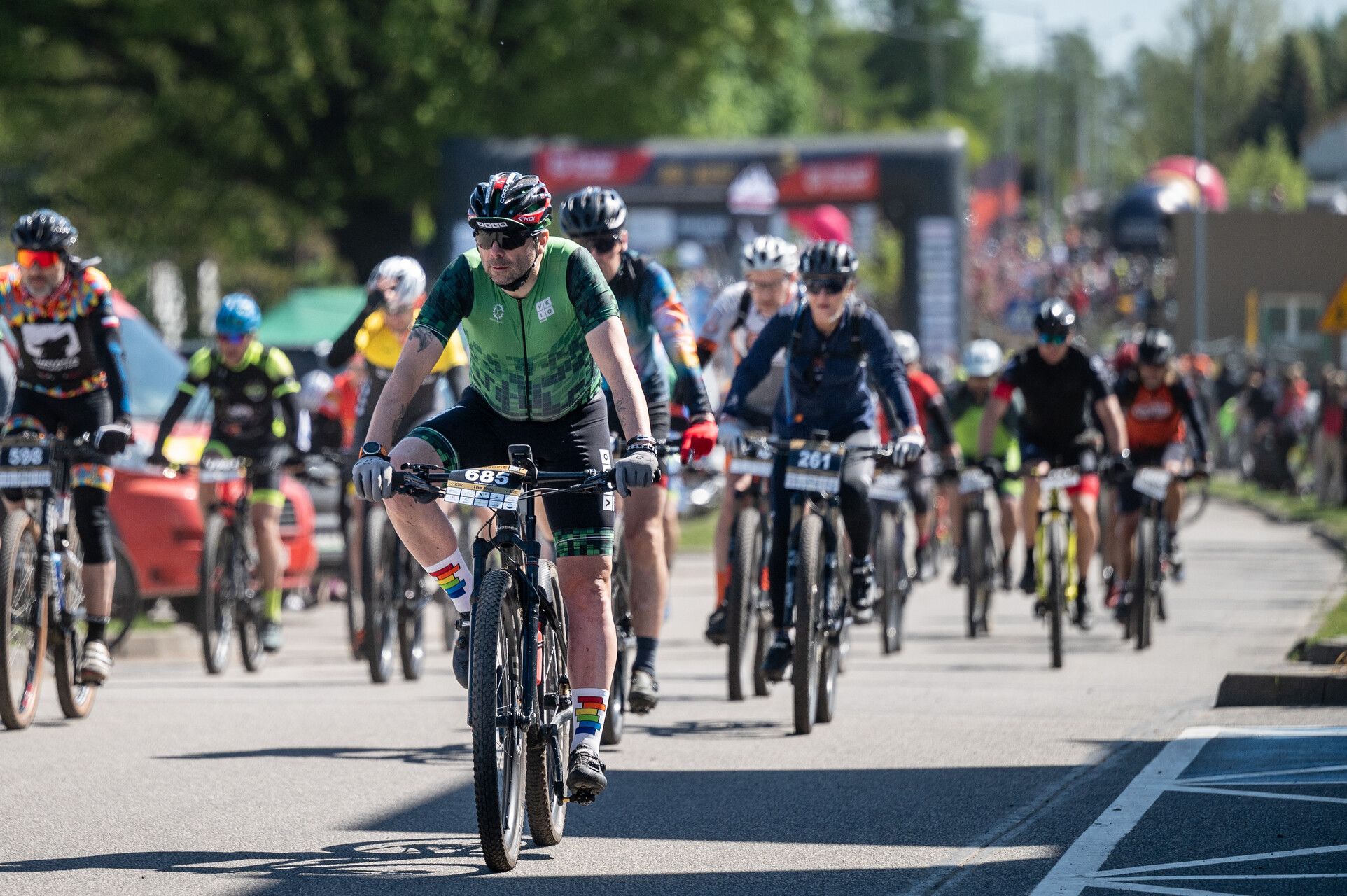 Uczestnicy wyścigu rowerowego