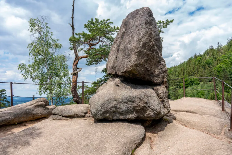 Widok z platformy w Rudawach Janowickich