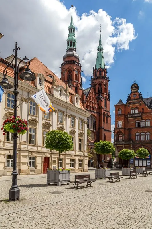 Fotografie náměstí a katedrály apoštolů Petra a Pavla  