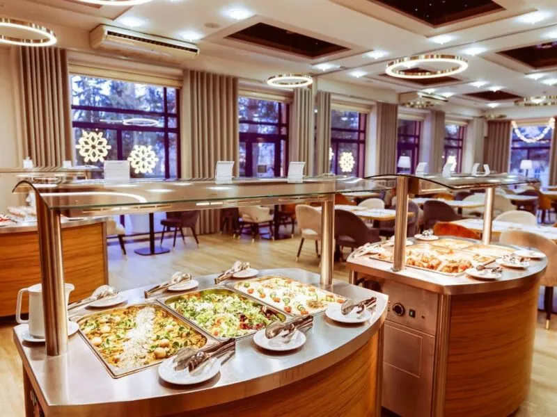 Wnętrze restauracji w Hotelu Kudowa
